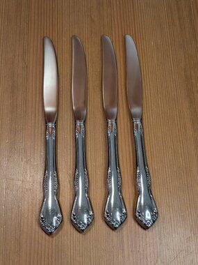 Set of 4 WMA Rogers Deluxe MANSFIELD Oneida 9" Dinner Table Knives Stainless Lot